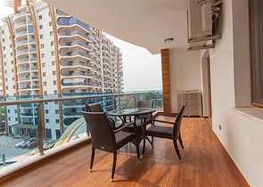 اطلالة بحر - شقة غرفتين وصالة - ضمن مجمع 5 نجوم - في محمودلار / الانيا 