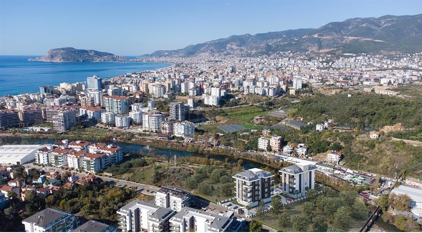 اطلالة على النهر - مجمع قيد الانشاء - في كاستل / الانيا 