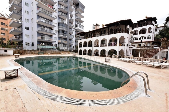 موفع مركزي - فيلا 4 غرف وصالتين - مفروشة -في منطقة توسمور / الانيا 