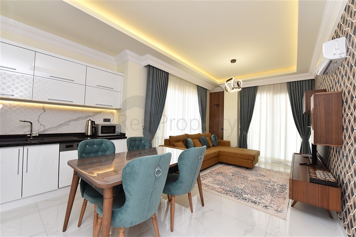 جانب شاطئ كليوباترا - شقة غرفة وصالة مفروشة - مجمع فاخر - في مركز الانيا 