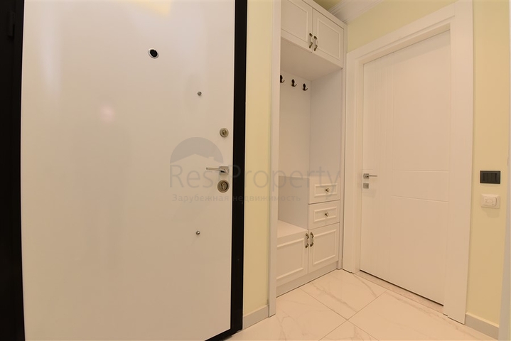 جانب شاطئ كليوباترا - شقة غرفة وصالة مفروشة - مجمع فاخر - في مركز الانيا 