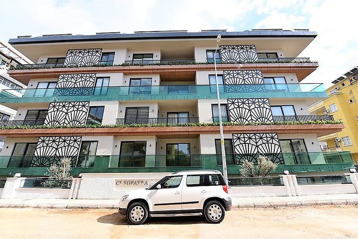 جانب شاطئ كليوباترا - شقة غرفة وصالة مفروشة - مجمع فاخر - في مركز الانيا 