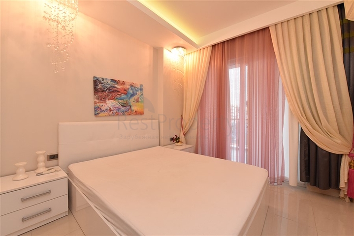 مجمع فاخر - شقة غرفة وصالة مفروشة - في محمودلار / الانيا 