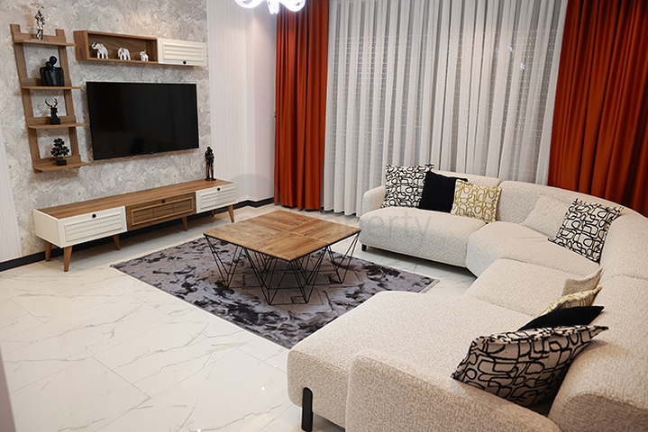 فلل للبيع بالاقساط - تصميم 3 غرف وصالة - في افسلار / الانيا 