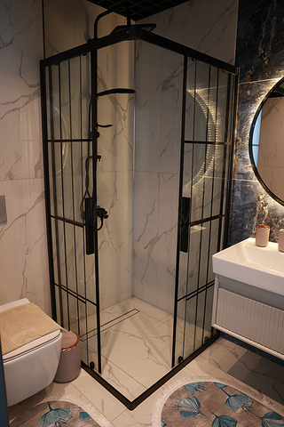 فلل للبيع بالاقساط - تصميم 3 غرف وصالة - في افسلار / الانيا 