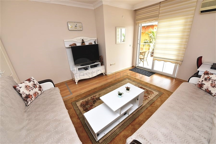 اطلالة بحر - فيلا 4 غرف وصالة مفروشة - ضمن مجمع - في ديمرتاش / الانيا 