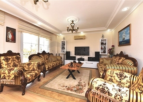 اطلالة بحر - فيلا 4 غرف وصالة مفروشة - ضمن مجمع - في ديمرتاش / الانيا 