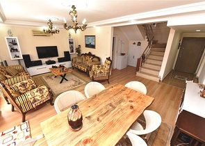 اطلالة بحر - فيلا 4 غرف وصالة مفروشة - ضمن مجمع - في ديمرتاش / الانيا 