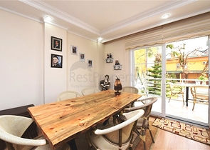 اطلالة بحر - فيلا 4 غرف وصالة مفروشة - ضمن مجمع - في ديمرتاش / الانيا 