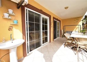 اطلالة بحر - فيلا 4 غرف وصالة مفروشة - ضمن مجمع - في ديمرتاش / الانيا 