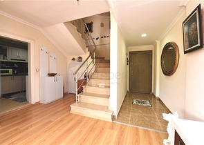 اطلالة بحر - فيلا 4 غرف وصالة مفروشة - ضمن مجمع - في ديمرتاش / الانيا 