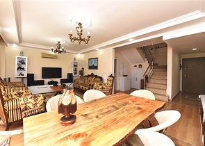 اطلالة بحر - فيلا 4 غرف وصالة مفروشة - ضمن مجمع - في ديمرتاش / الانيا 