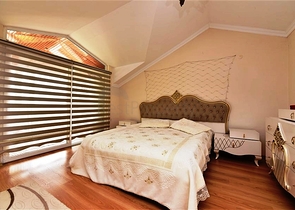 اطلالة بحر - فيلا 4 غرف وصالة مفروشة - ضمن مجمع - في ديمرتاش / الانيا 