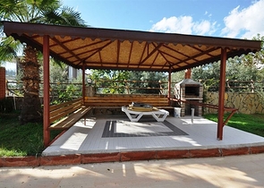 اطلالة بحر - فيلا 4 غرف وصالة مفروشة - ضمن مجمع - في ديمرتاش / الانيا 