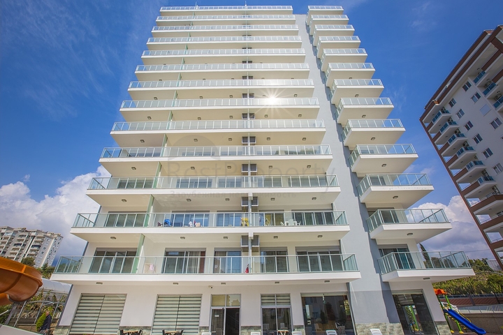 مجمع سكني انيق - شقة غرفتين وصالة مفروشة - في محمودلار / الانيا 