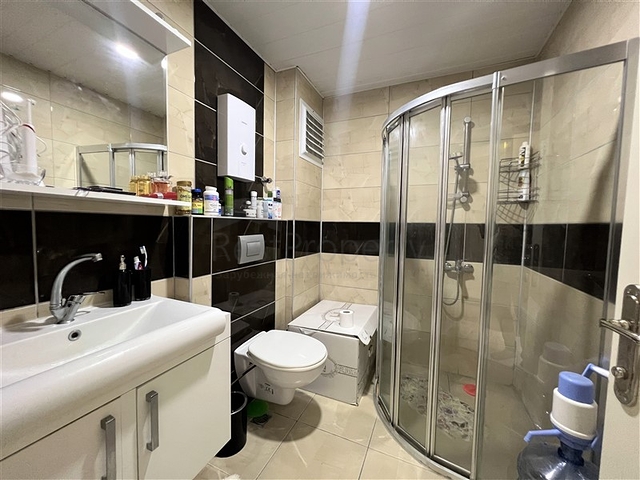 اطلالة بحر - شقة غرفة وصالة مفروشة - في محمودلار / الانيا 