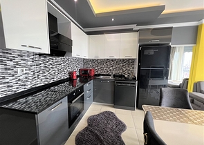 اطلالة بحر - شقة غرفة وصالة مفروشة - في محمودلار / الانيا 