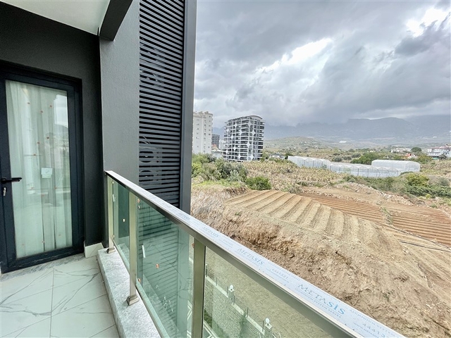 مجمع سكني حديث - شقة غرفة وصالة مفروشة - في محمودلار / الانيا 