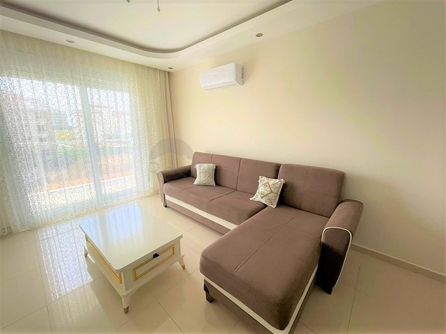 شقق للبيع في كاستل - غرفة وصالة مفروشة ضمن مجمع سكني - مدينة الانيا 