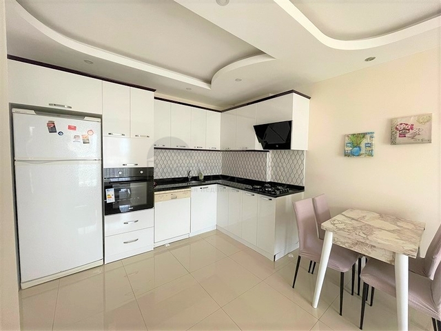 شقق للبيع في كاستل - غرفة وصالة مفروشة ضمن مجمع سكني - مدينة الانيا 