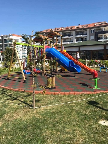 اطلالة بحر - شقة غرفة وصالة -ضمن مجمع سكني في كاستل / الانيا 