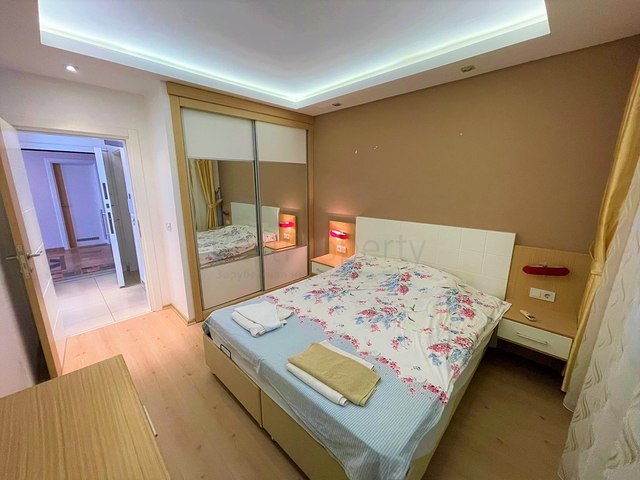 اطلالة بحر - شقة غرفة وصالة -ضمن مجمع سكني في كاستل / الانيا 