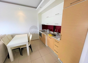 اطلالة بحر - شقة غرفة وصالة -ضمن مجمع سكني في كاستل / الانيا 