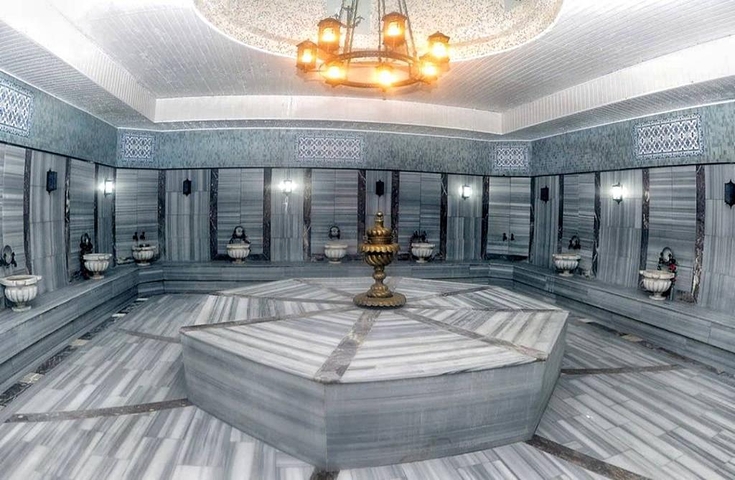 اطلالة بحر - مجمع يضم كافة الخدمات - شقة غرفتين وصالة - محمودلار / الانيا 