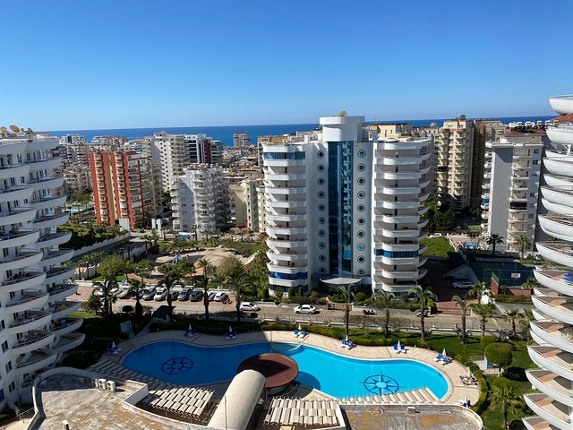 اطلالة بحر - مجمع يضم كافة الخدمات - شقة غرفتين وصالة - محمودلار / الانيا 