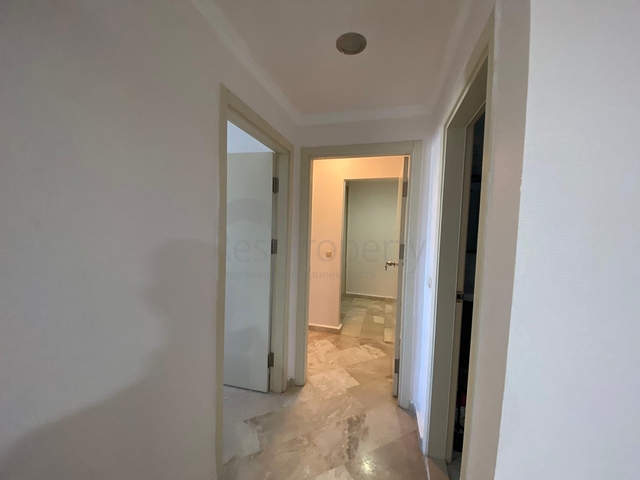 اطلالة بحر - مجمع يضم كافة الخدمات - شقة غرفتين وصالة - محمودلار / الانيا 