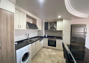 اطلالة بحر - مجمع يضم كافة الخدمات - شقة غرفتين وصالة - محمودلار / الانيا 