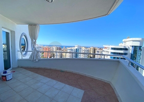 اطلالة بحر - مجمع يضم كافة الخدمات - شقة غرفتين وصالة - محمودلار / الانيا 