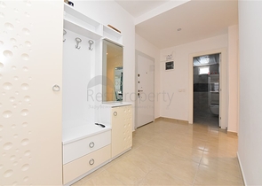 شقة انيقة - تصميم غرفتين وصالة مفروشة - قريبة من البحر والخدمات في محمودلار /الانيا 