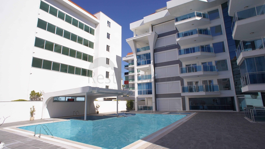 اطلالة بحر - دوبلكس غرفتين وصالة ضمن مجمع سكني في كاستل / الانيا 