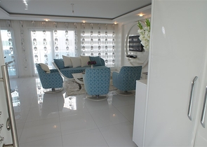 اطلالة بحر - دوبلكس غرفتين وصالة ضمن مجمع سكني في كاستل / الانيا 