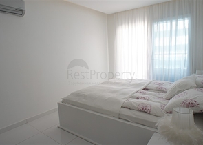 اطلالة بحر - دوبلكس غرفتين وصالة ضمن مجمع سكني في كاستل / الانيا 