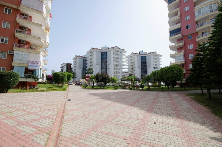 شقة عائلية - غرفتين وصالة -مفروشة - ضمن مجمع سكني في منطقة جيكجلي / الانيا 