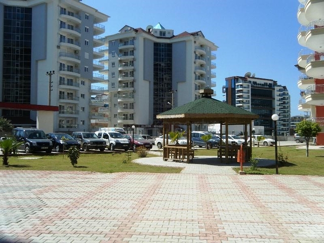 شقة عائلية - غرفتين وصالة -مفروشة - ضمن مجمع سكني في منطقة جيكجلي / الانيا 