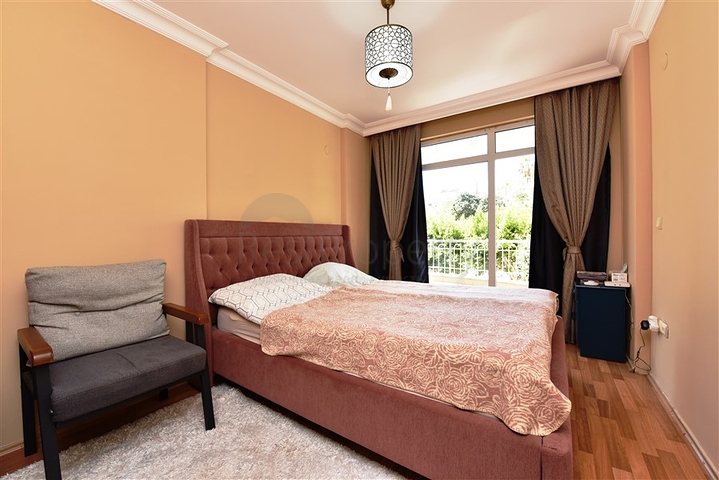 شقة عائلية - غرفتين وصالة -مفروشة - ضمن مجمع سكني في منطقة جيكجلي / الانيا 