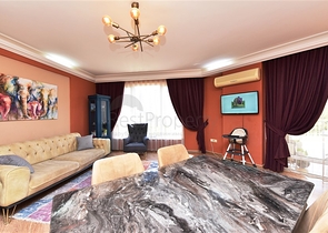 شقة عائلية - غرفتين وصالة -مفروشة - ضمن مجمع سكني في منطقة جيكجلي / الانيا 