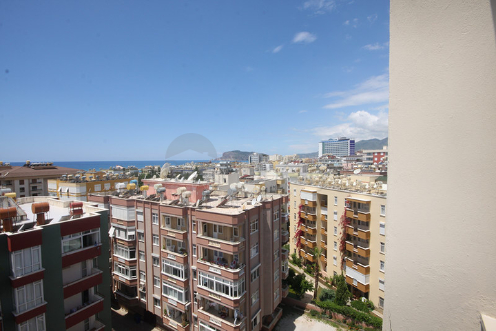 اطلالة بحر ونهر - دوبلكس مع تراس واسع - ضمن مجمع سكني في توسمور / الانيا 