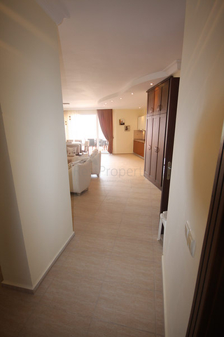 اطلالة بحر ونهر - دوبلكس مع تراس واسع - ضمن مجمع سكني في توسمور / الانيا 