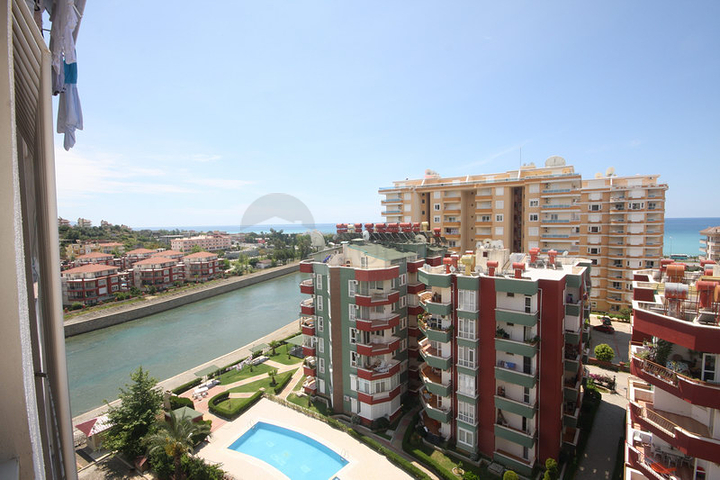 اطلالة بحر ونهر - دوبلكس مع تراس واسع - ضمن مجمع سكني في توسمور / الانيا 