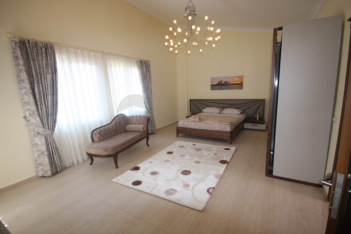 اطلالة بحر ونهر - دوبلكس مع تراس واسع - ضمن مجمع سكني في توسمور / الانيا 