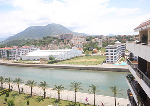 اطلالة بحر ونهر - دوبلكس مع تراس واسع - ضمن مجمع سكني في توسمور / الانيا 