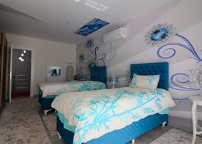 دوبلكس اطلالة بحر - 3 غرف وصالة مفروشة -في محمودلار / الانيا 