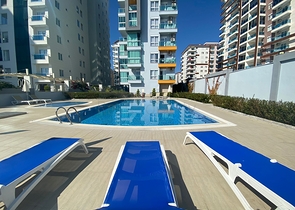 دوبلكس اطلالة بحر - 3 غرف وصالة مفروشة -في محمودلار / الانيا 