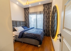 قريبة من البحر - شقة غرفة وصالة مفروشة - ضمن مجمع - في كاستل / الانيا 