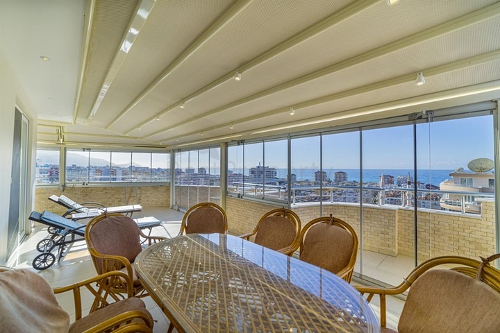 اطلالة بحر - دوبلكس واسعة 3 غرف وصالة مفروشة - في محمودلار / الانيا 