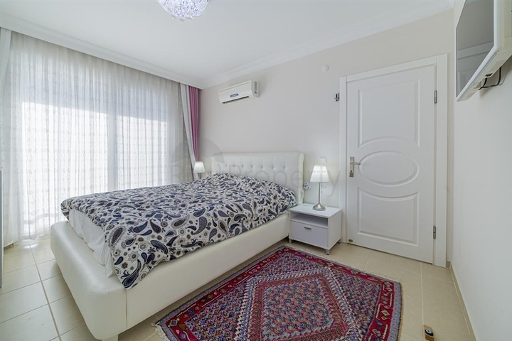 اطلالة بحر - دوبلكس واسعة 3 غرف وصالة مفروشة - في محمودلار / الانيا 